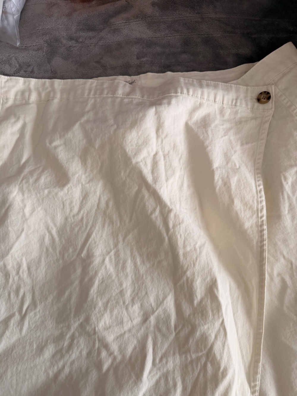 Classic Cream Denim women’s skirt - Neutral - Picture 2 of 5